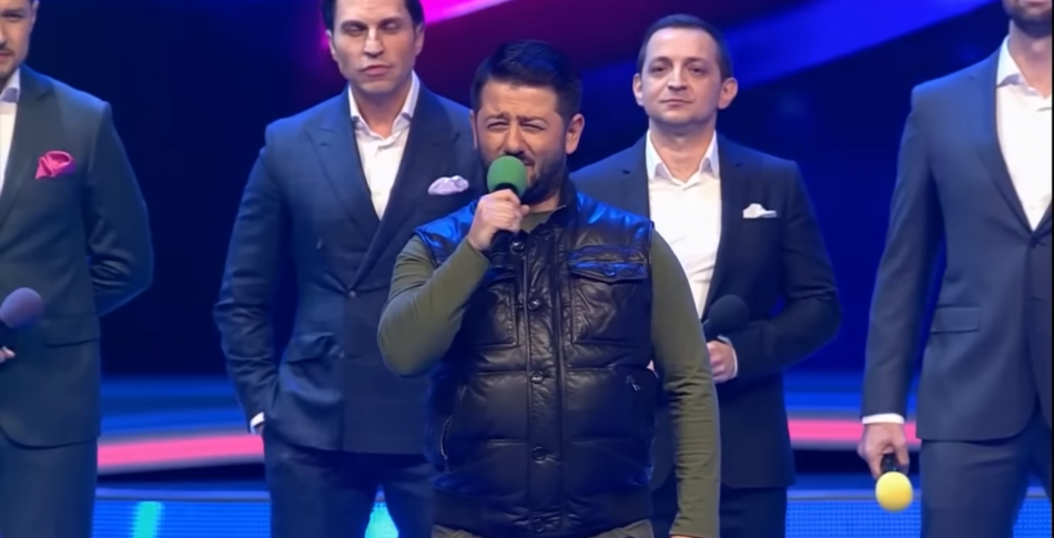 Михаил Галустян празднует 45-летие после расставания с супругой Викторией